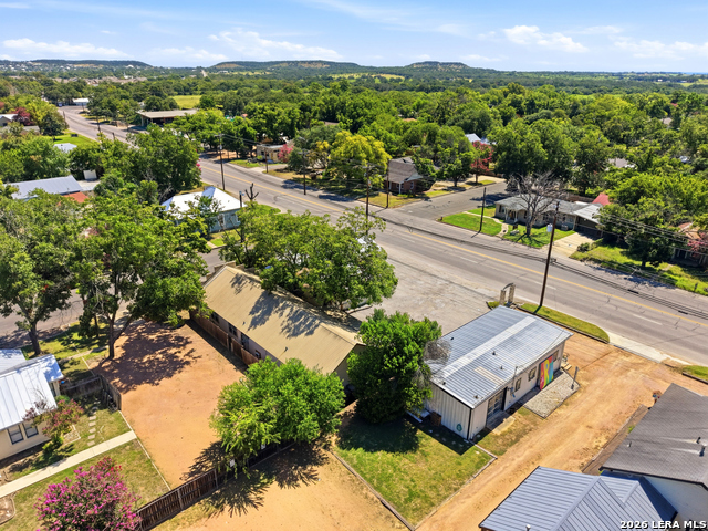 812 N Llano St Property Photo 42