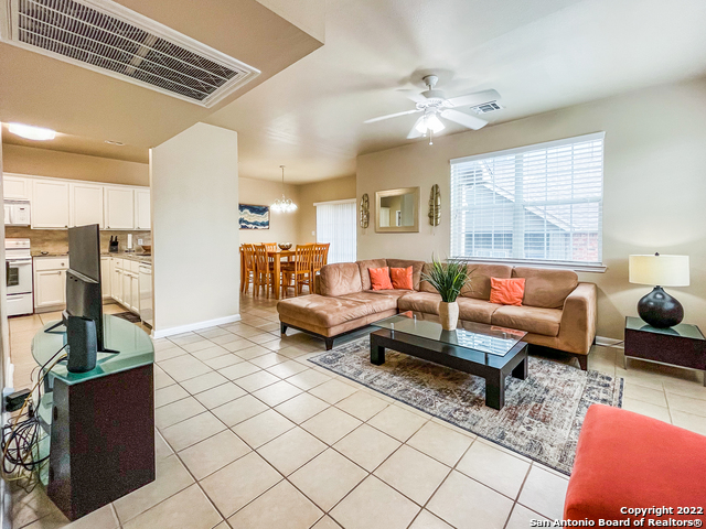 151 Chapel Hill Circle, Property Photo 1