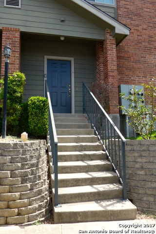 151 Chapel Hill Circle, Property Photo 3