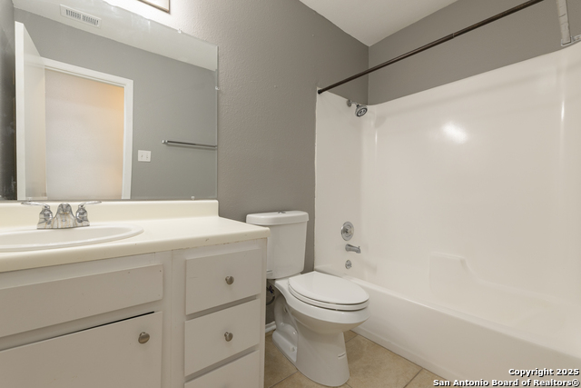 100 Lorenz Rd Property Photo 14