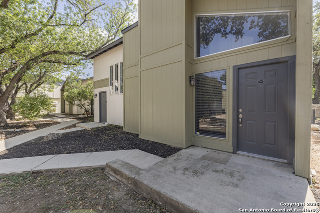 100 Lorenz Rd Property Photo 23