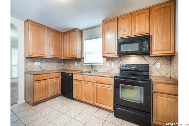 415 Diana Property Photo 5
