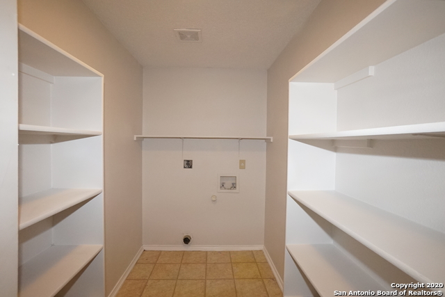 9 Apple Hills Property Photo 17