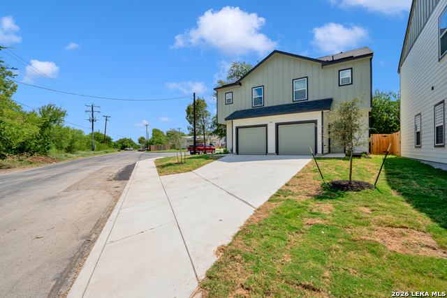 822 Empire Property Photo 18
