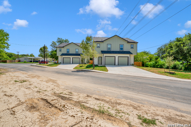 822 Empire Property Photo 19