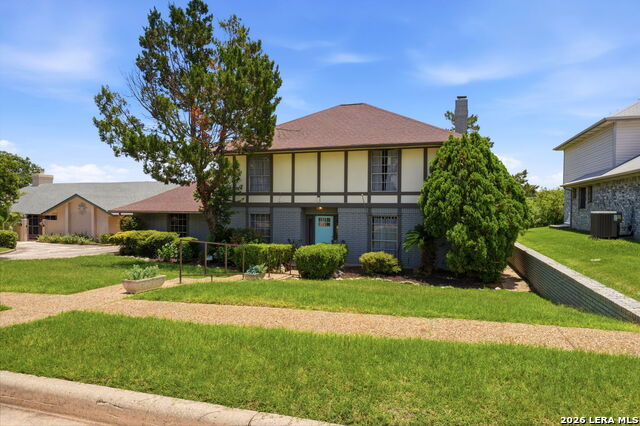 3418 Wimbledon Property Photo 1