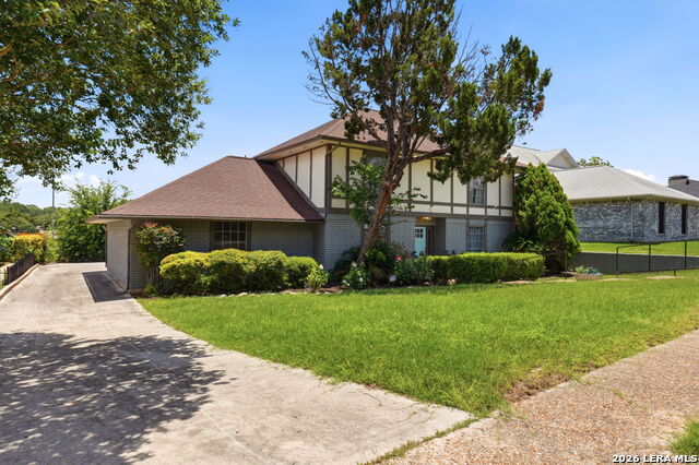 3418 Wimbledon Property Photo 5