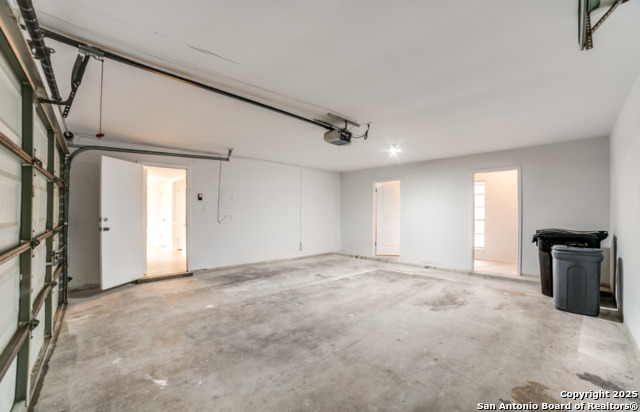 3418 Wimbledon Property Photo 32