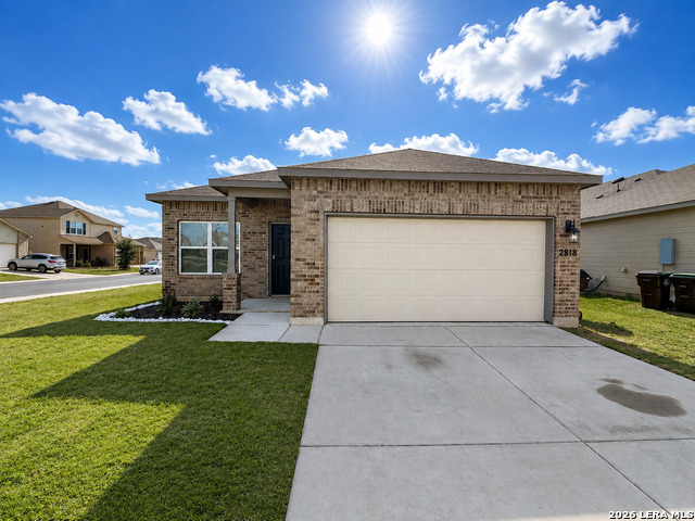 2818 Moon Rock Property Photo 1