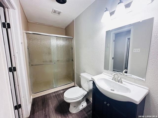 10806 Lazy Oaks Dr Property Photo 13