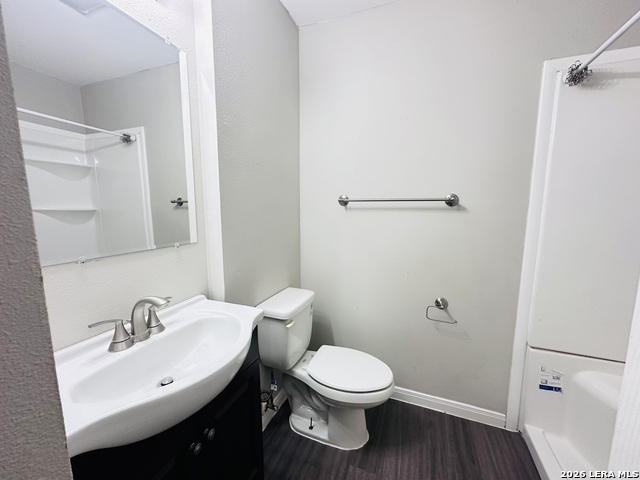 10806 Lazy Oaks Dr Property Photo 15