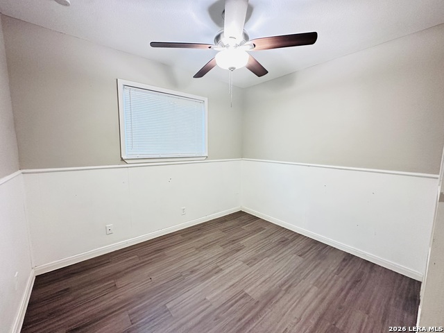 10806 Lazy Oaks Dr Property Photo 17