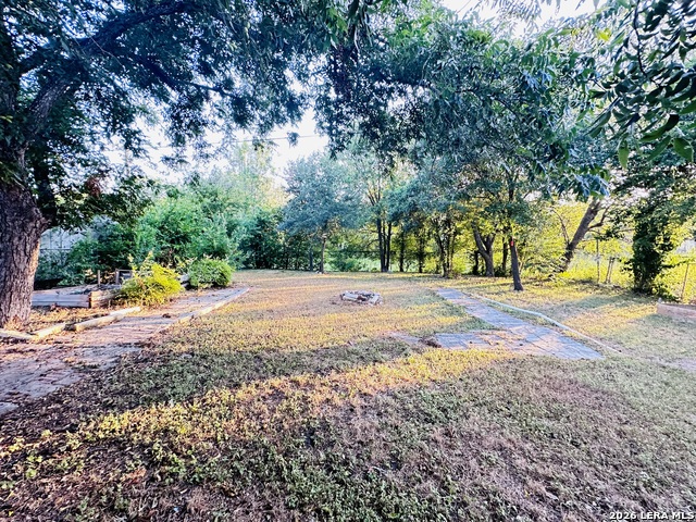 10806 Lazy Oaks Dr Property Photo 27