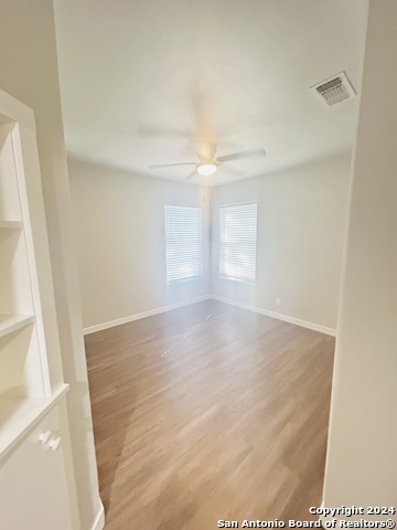 2914 Greenacres Property Photo 16