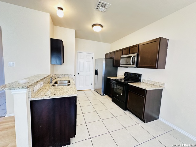 8711 Pensive Property Photo 9