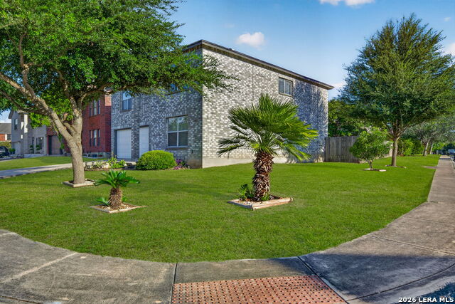 7702 Fairton Pl Property Photo 3