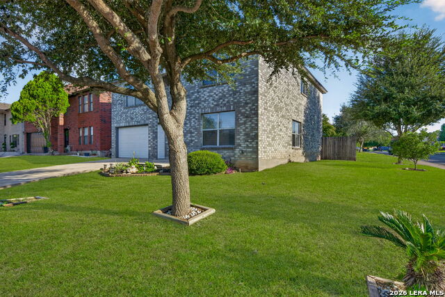 7702 Fairton Pl Property Photo 4