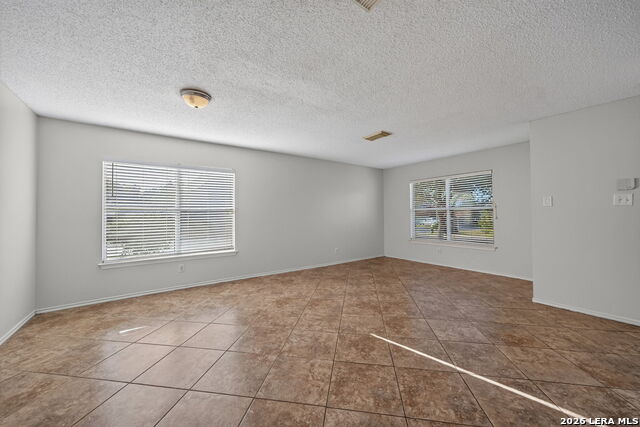 7702 Fairton Pl Property Photo 10