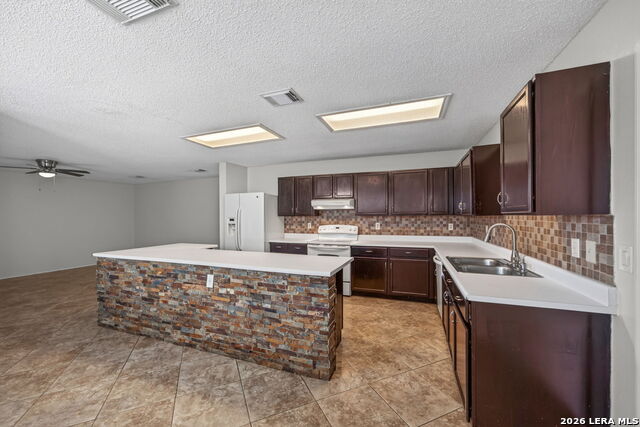 7702 Fairton Pl Property Photo 20