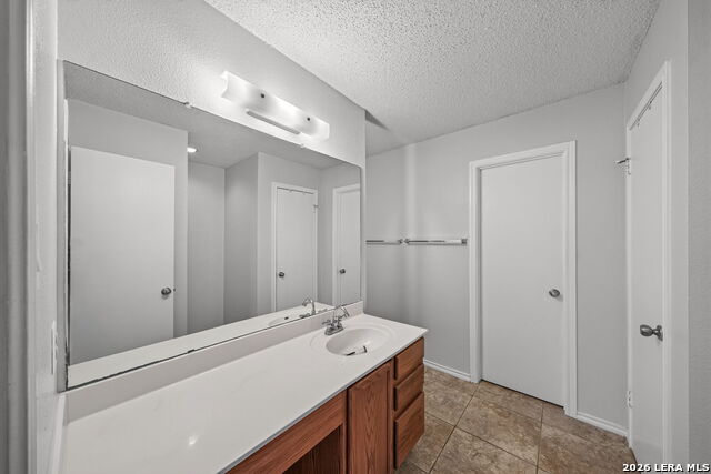 7702 Fairton Pl Property Photo 28