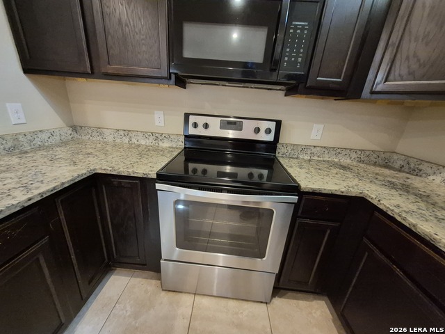 7034 Lakeview Dr. Property Photo 9