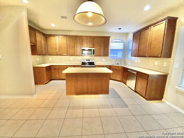 11606 Dense Star Property Photo 9