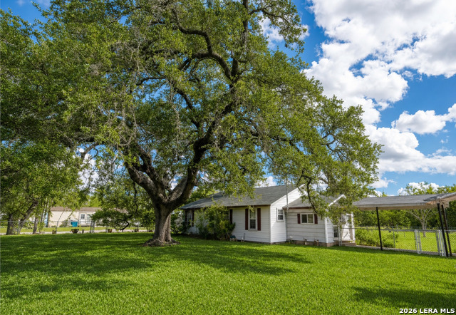 529 Avenue E Property Photo 1