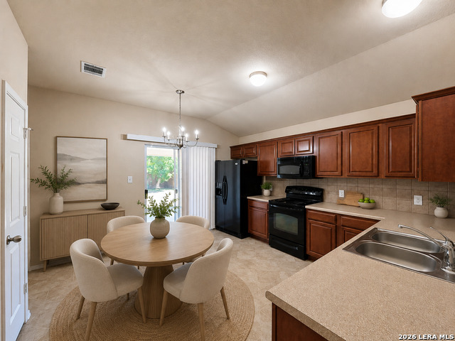 2121 Dorman Drive Property Photo 3