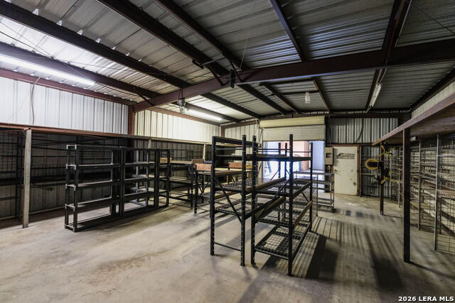 1200 & 1340 Hinch Property Photo 9