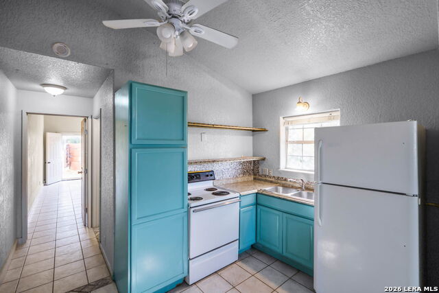 1200 & 1340 Hinch Property Photo 13