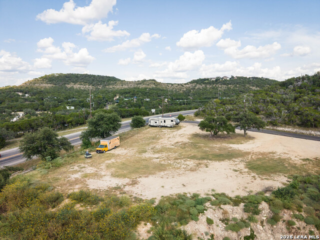 1200 & 1340 Hinch Property Photo 32