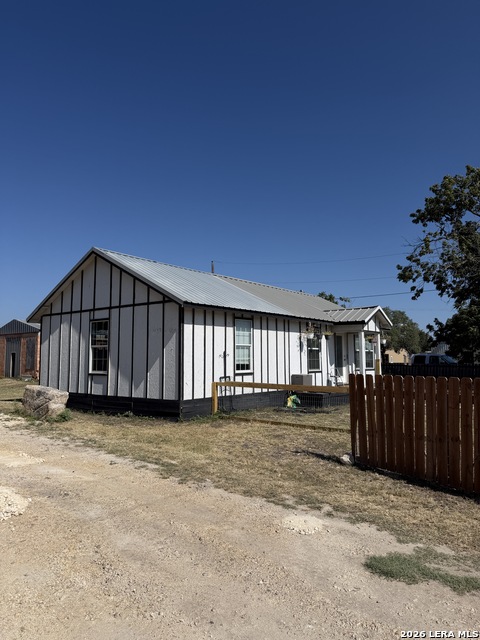 902 S State Highway 55 Property Photo 30