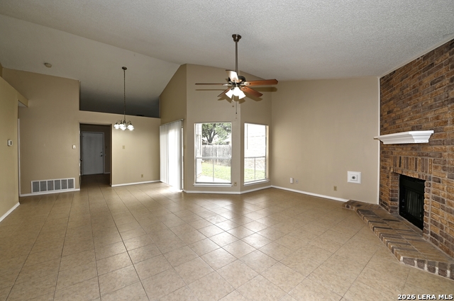 13706 Winding Hl Property Photo 2