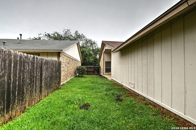 13706 Winding Hl Property Photo 21