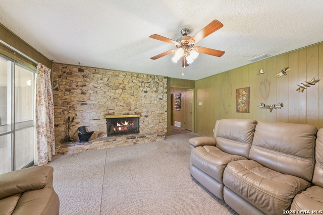210 Kimberly Dr Property Photo 7