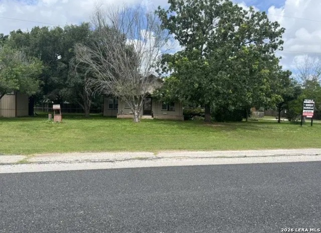 25 San Antonio Ave Property Photo 4