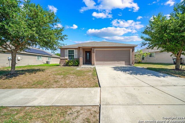 320 Lonestar Gait Property Photo 2