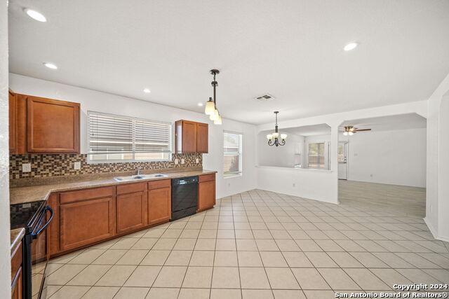 320 Lonestar Gait Property Photo 8