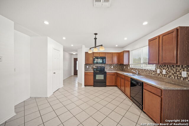 320 Lonestar Gait Property Photo 9