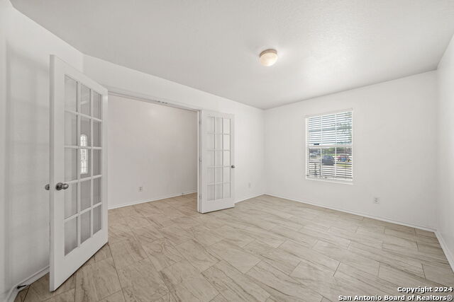 320 Lonestar Gait Property Photo 13