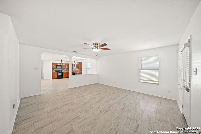 320 Lonestar Gait Property Photo 17