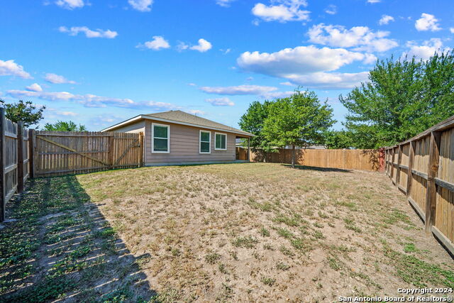 320 Lonestar Gait Property Photo 27