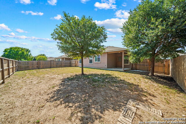 320 Lonestar Gait Property Photo 28