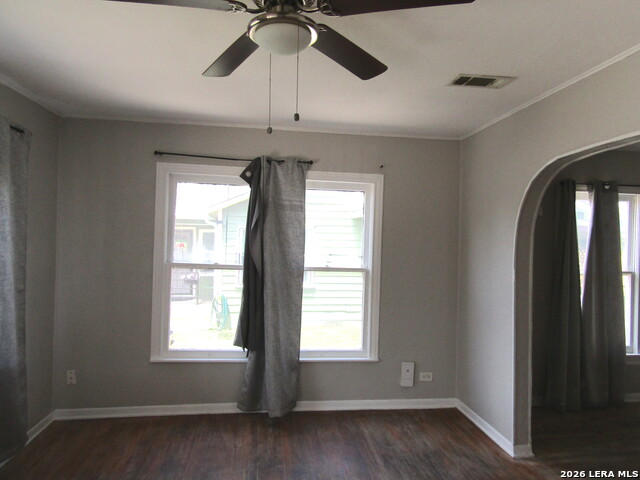 919 Alametos Property Photo 6