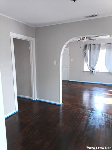 919 Alametos Property Photo 7