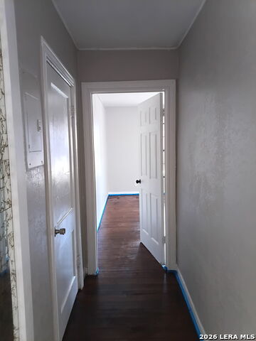 919 Alametos Property Photo 8