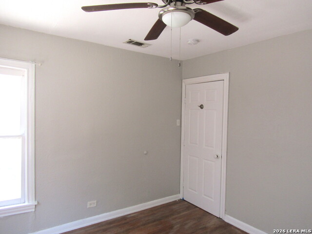 919 Alametos Property Photo 10