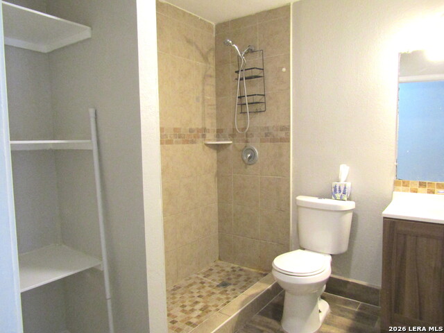 919 Alametos Property Photo 20
