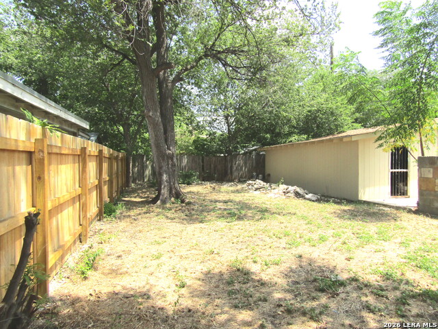 919 Alametos Property Photo 24