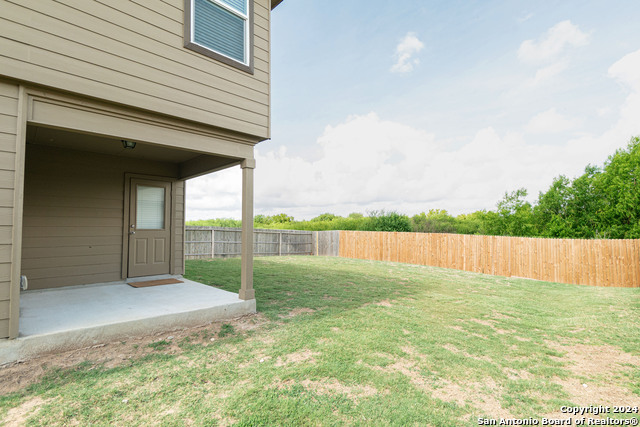 2611 Barbwire Way Property Photo 15